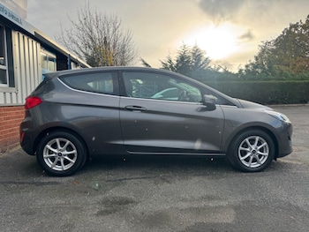 Used Ford Fiesta 2018 for sale - 76620383: Photo
