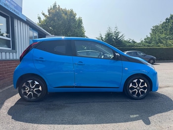 Used Toyota AYGO 2020 for sale - 76072629: Photo