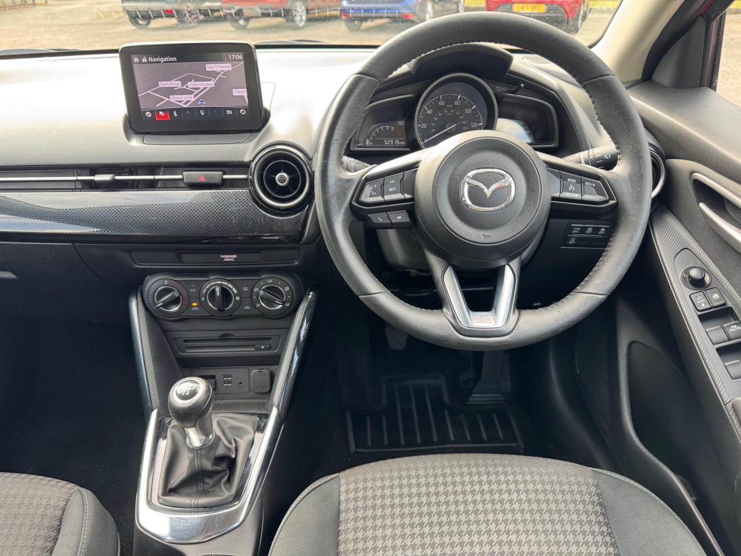 Used Mazda Mazda2 2018 for sale - 76072193: Photo 11