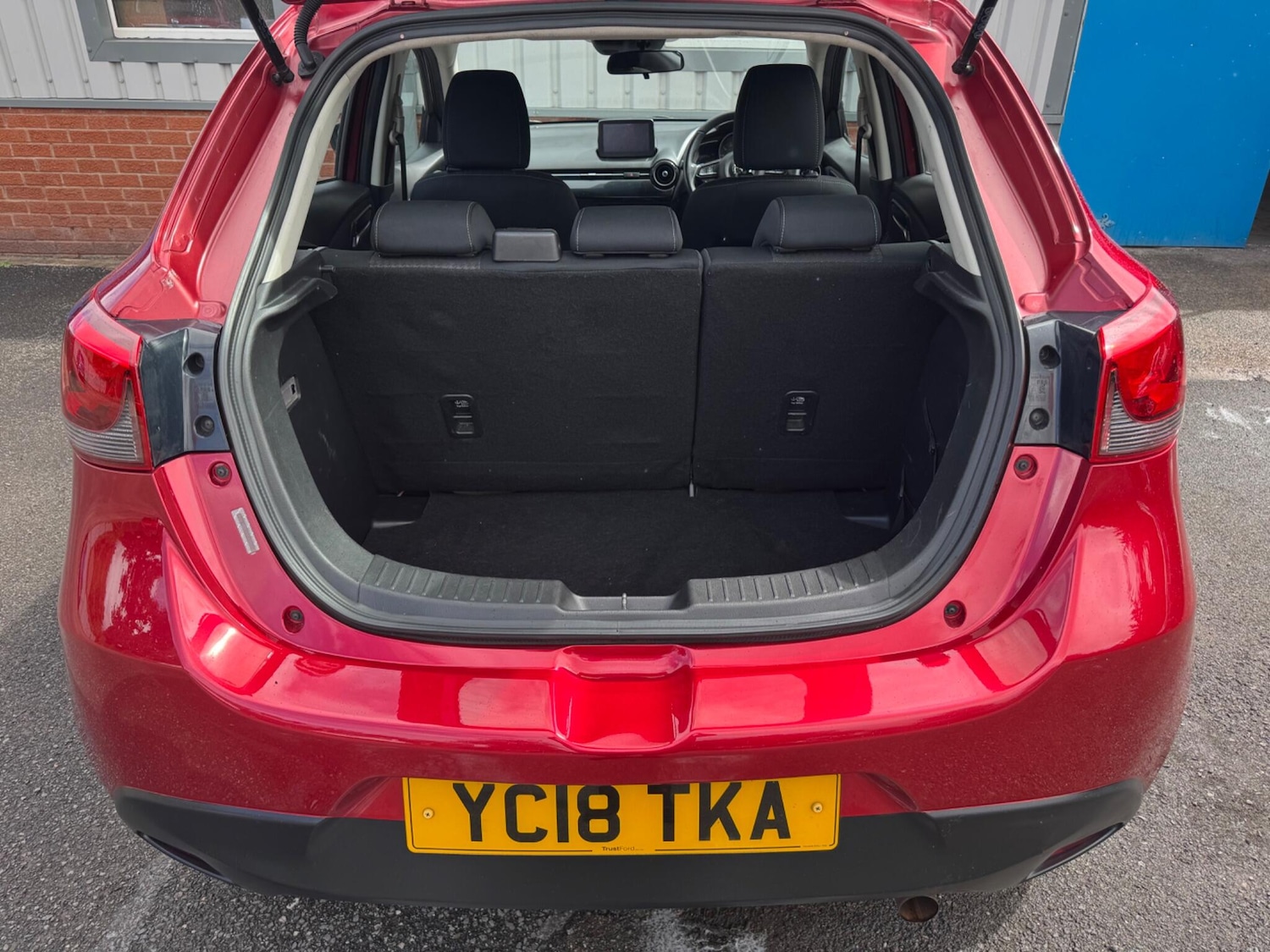 Used Mazda Mazda2 2018 for sale - 76072193: Photo 9