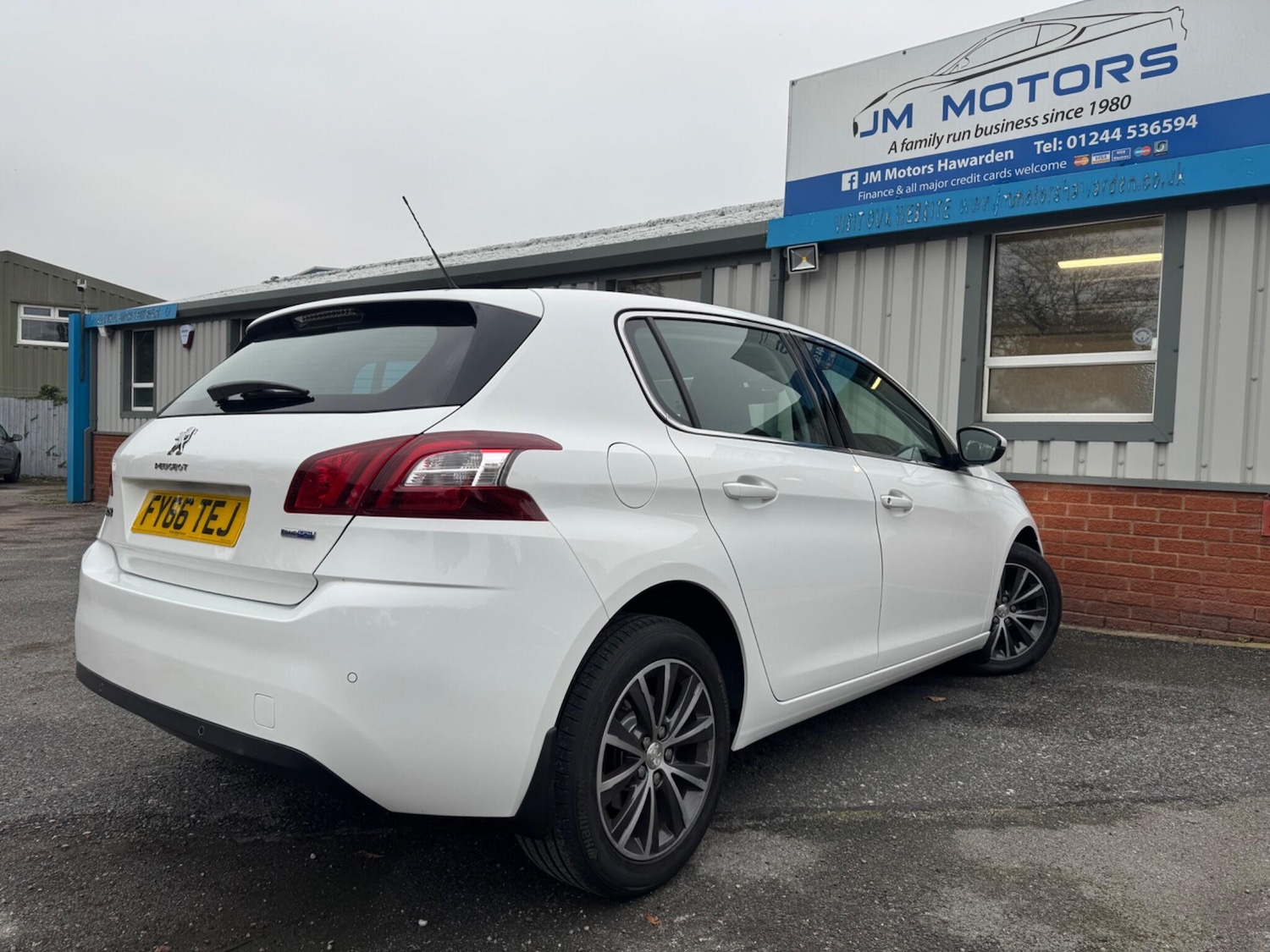 Used Peugeot 308 2016 for sale - 76499236: Photo 3