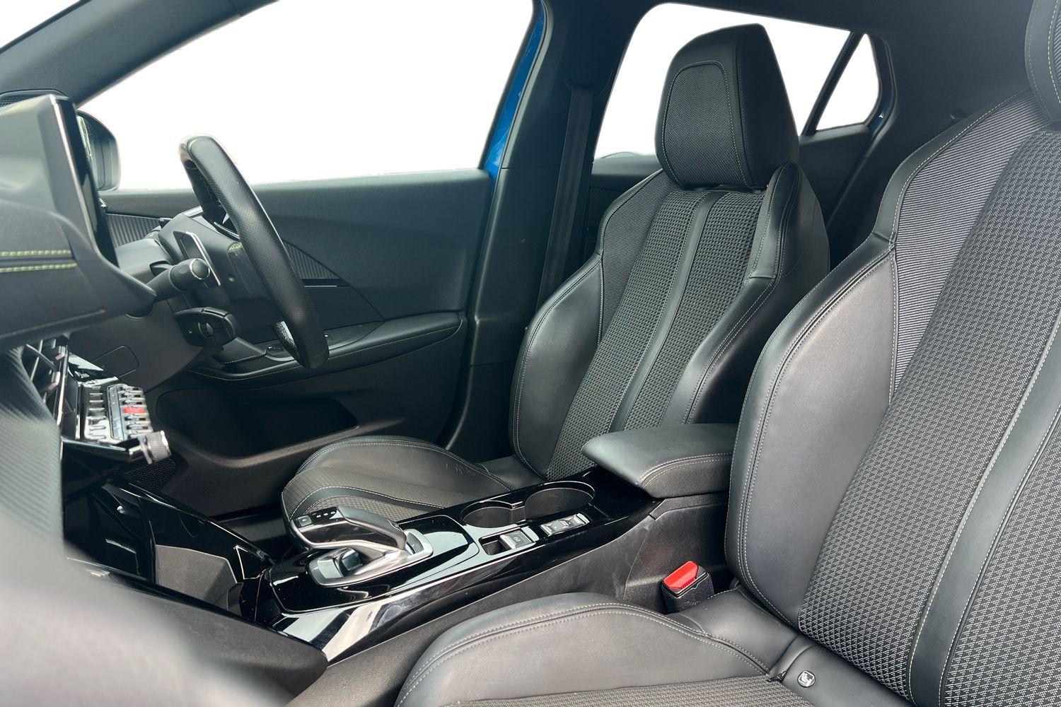 Used Peugeot 2008 2021 for sale - 76513102: Photo 8