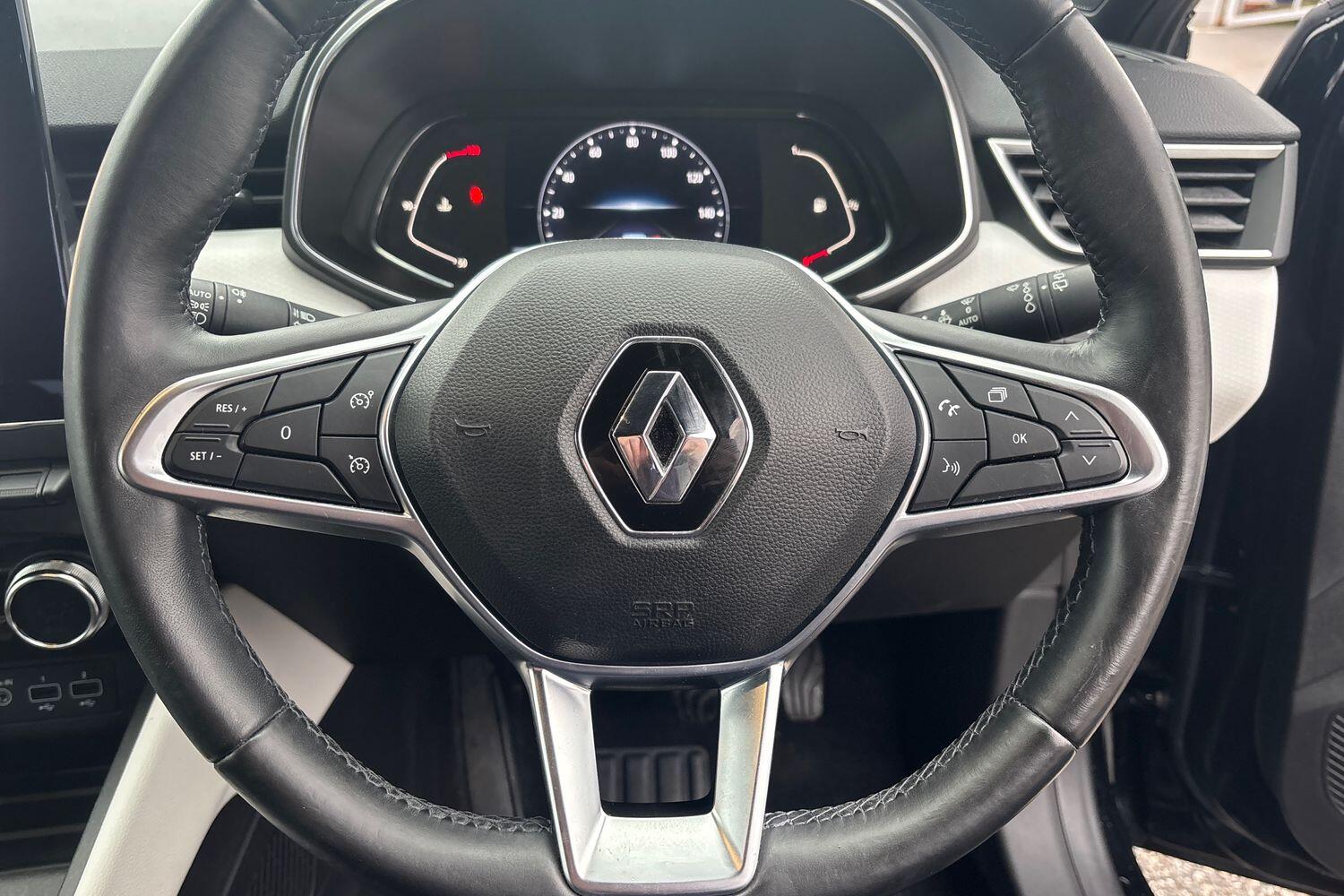 Used Renault Clio 2021 for sale - 76926819: Photo 13