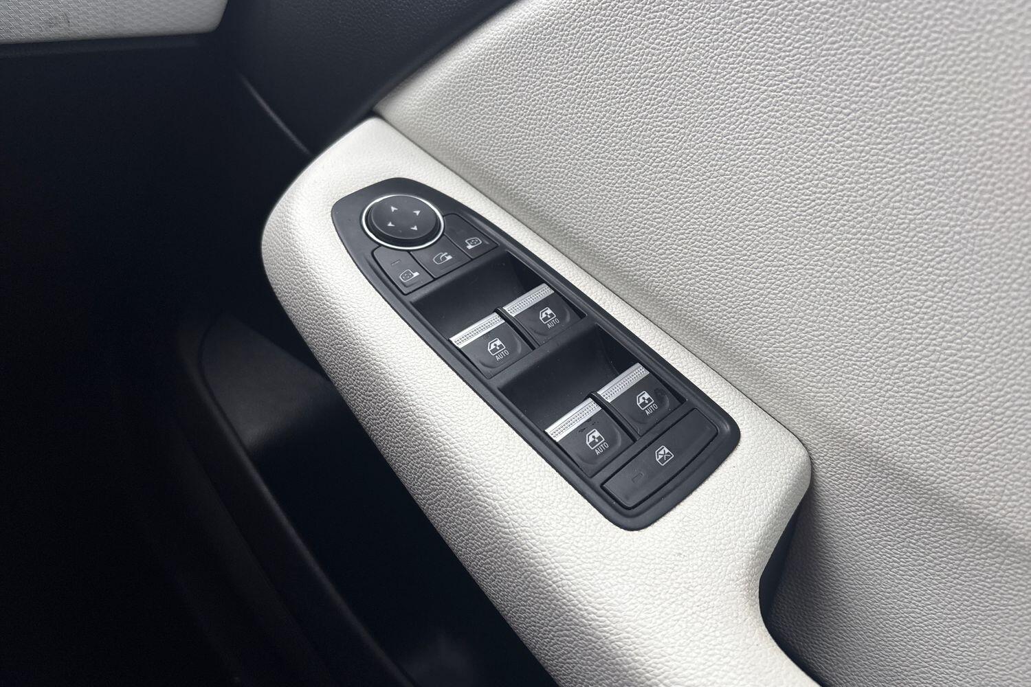 Used Renault Clio 2021 for sale - 76926819: Photo 14