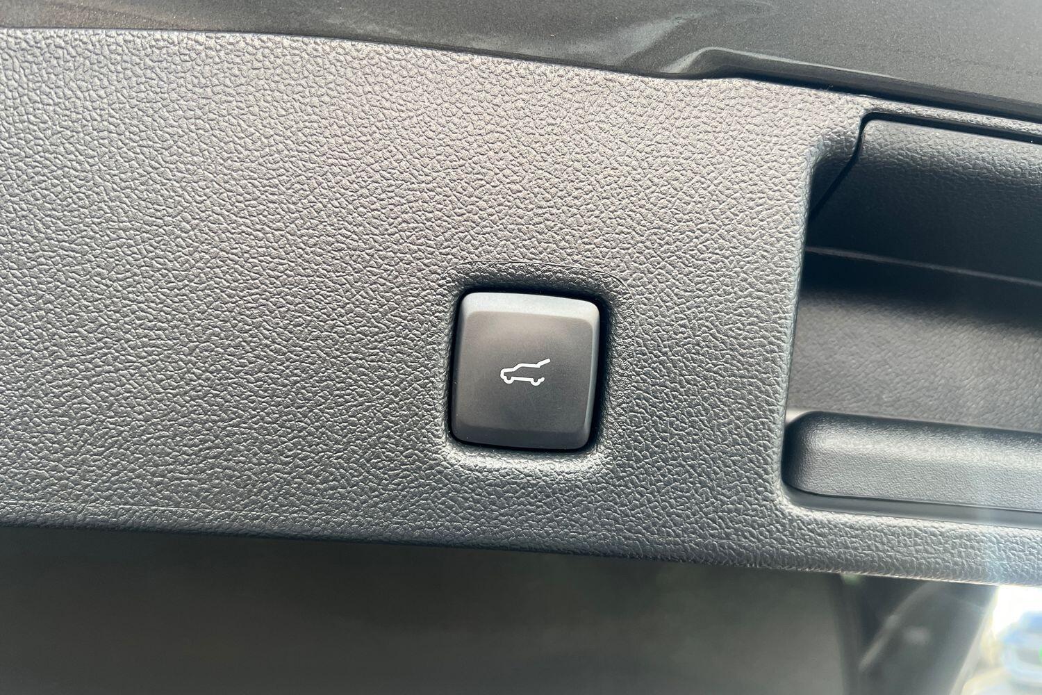 Used Ford Kuga 2025 for sale - 76597152: Photo 19