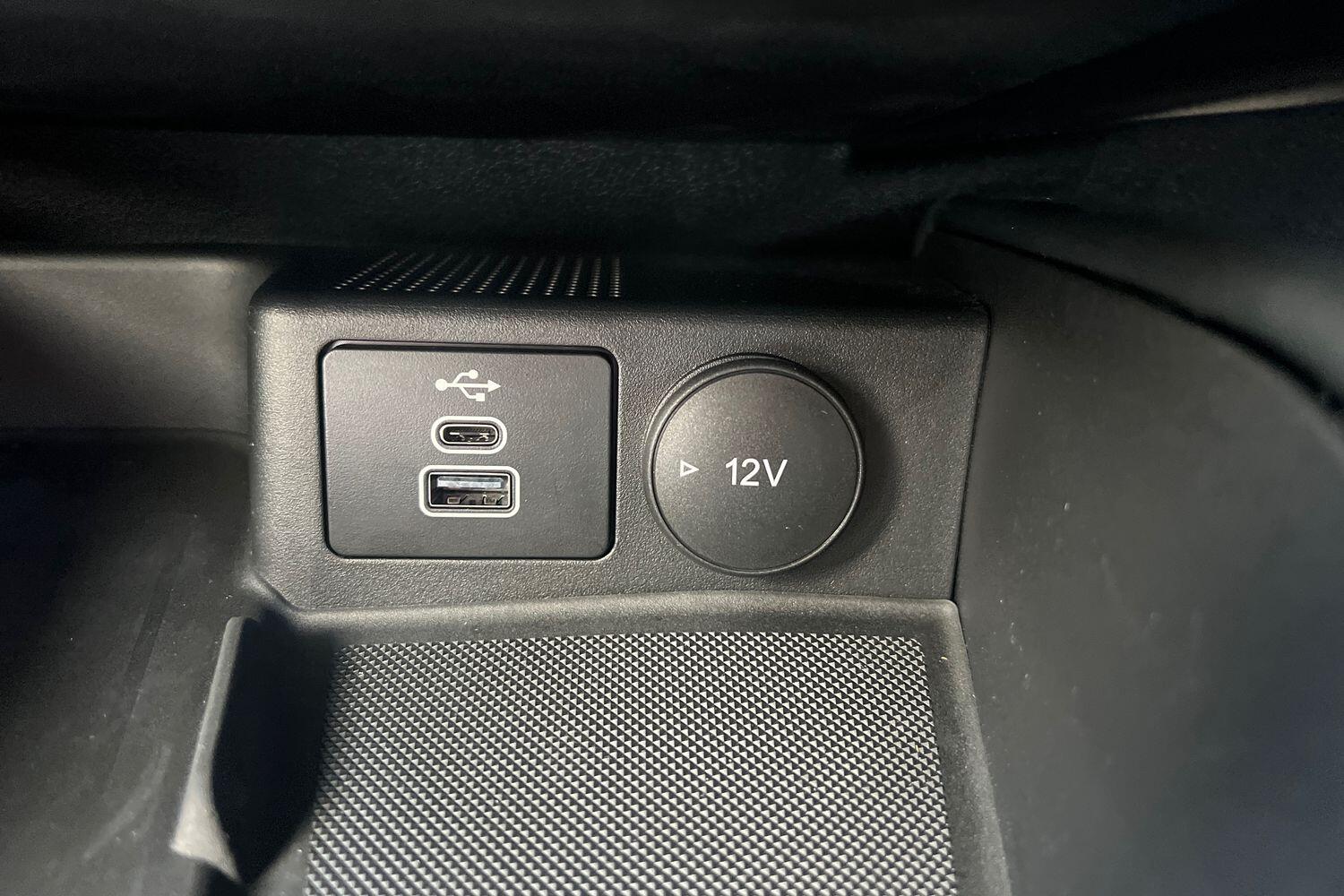 Used Ford Kuga 2025 for sale - 76597152: Photo 30