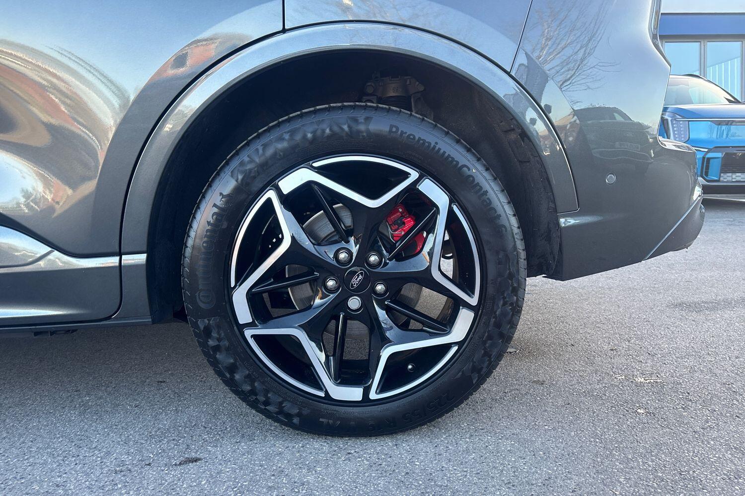 Used Ford Kuga 2025 for sale - 76633946: Photo 9