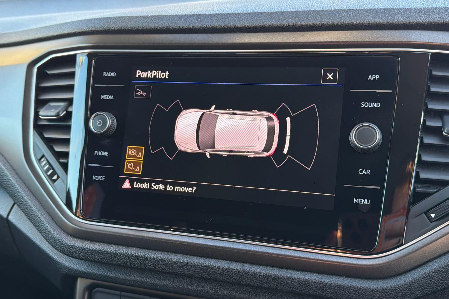 Used Volkswagen T-Roc 2019 for sale - 76926632: Photo 19