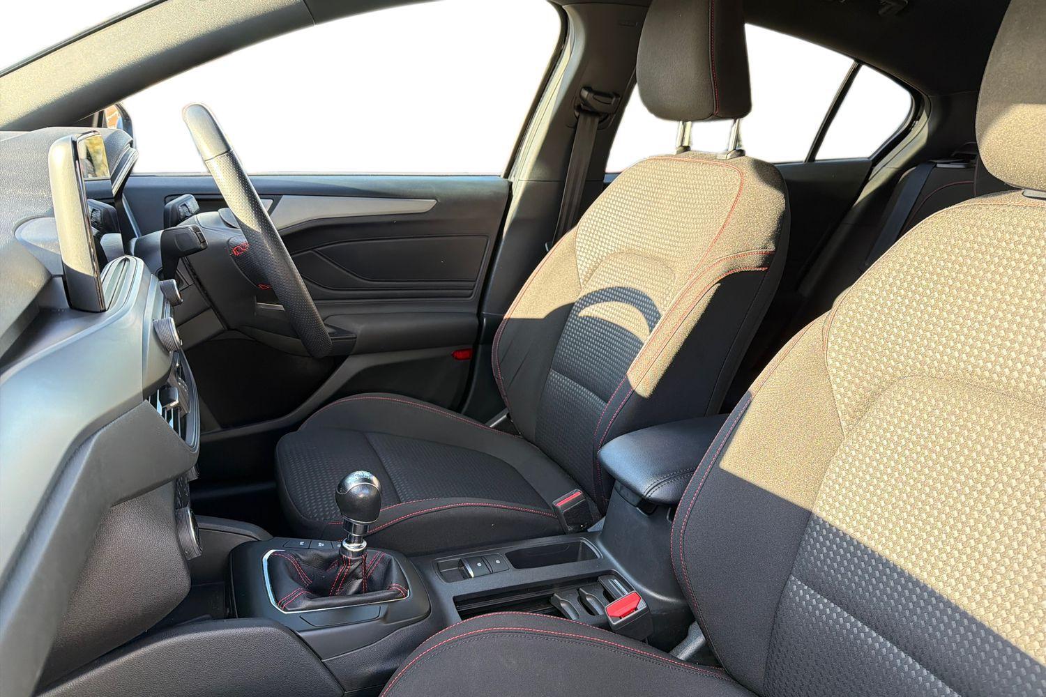 Used Ford Focus 2022 for sale - 76512427: Photo 7