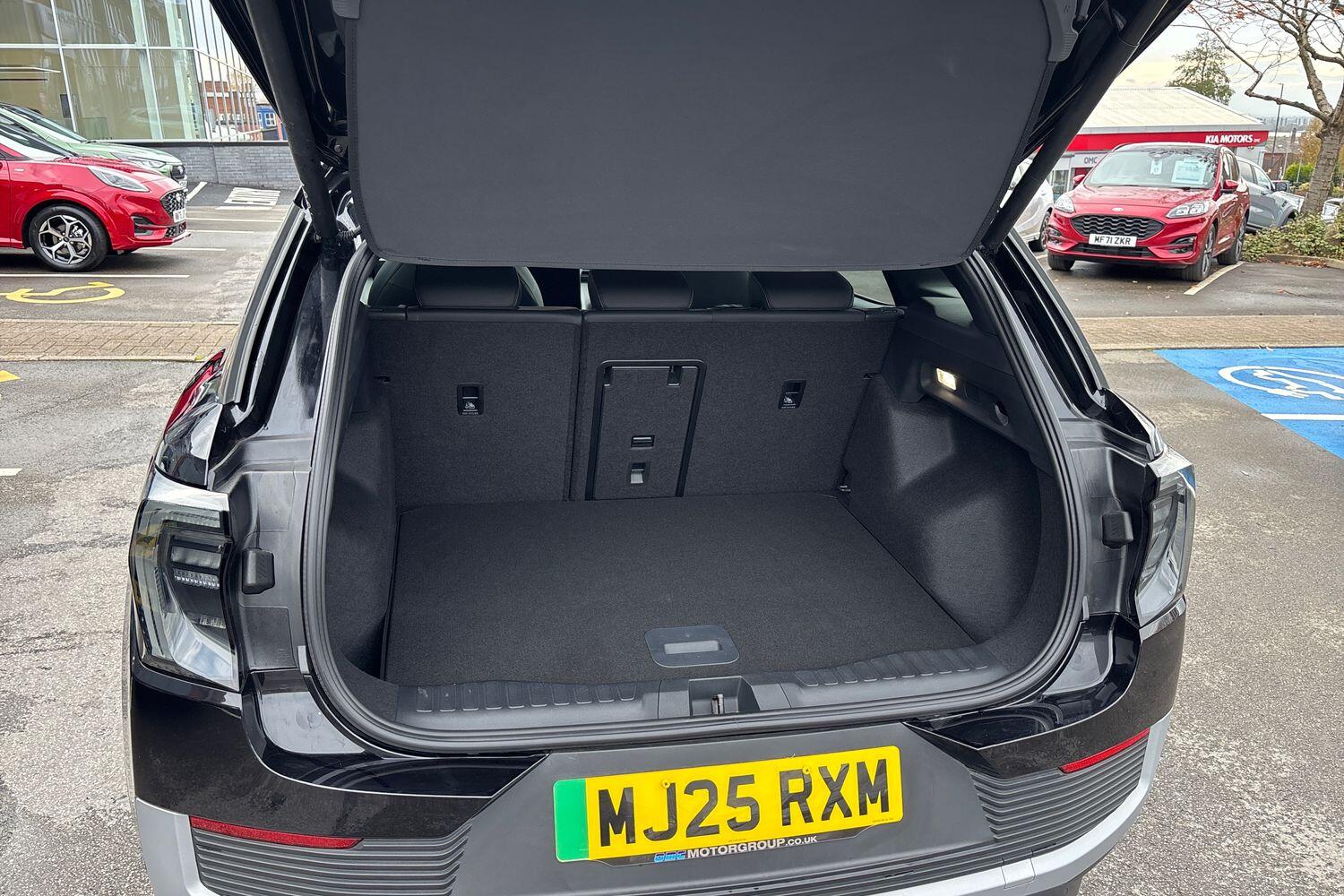 Used Ford Explorer 2025 for sale - 76976009: Photo 22