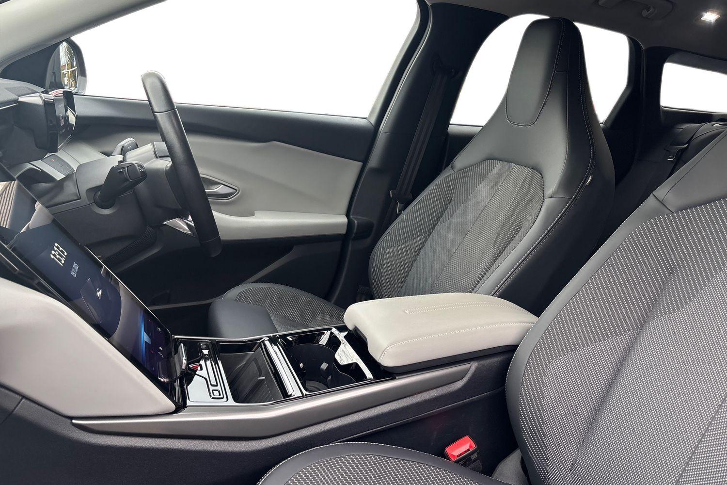 Used Ford Explorer 2025 for sale - 76752459: Photo 7