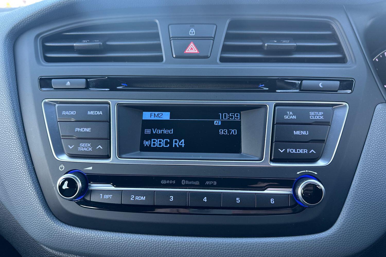 Used Hyundai i20 2015 for sale - 76926791: Photo 16