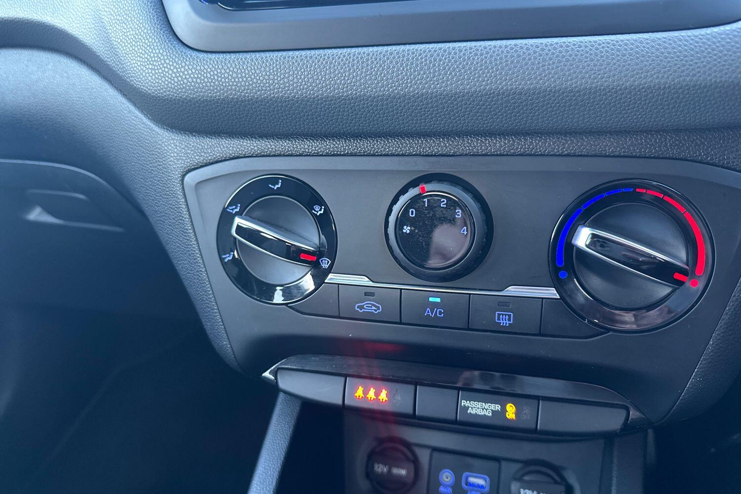 Used Hyundai i20 2015 for sale - 76926791: Photo 17