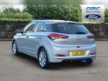 Used Hyundai i20 2015 for sale - 76926791: Photo