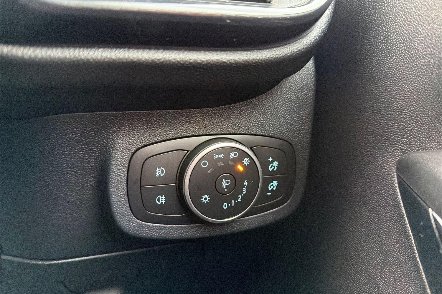 Used Ford Fiesta 2020 for sale - 77090801: Photo 17