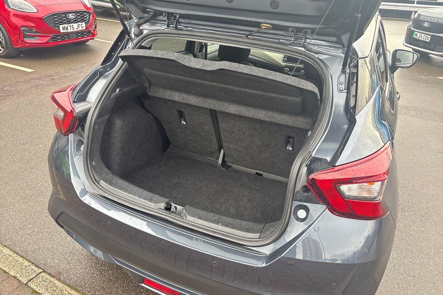 Used Nissan Micra 2022 for sale - 76512069: Photo 14