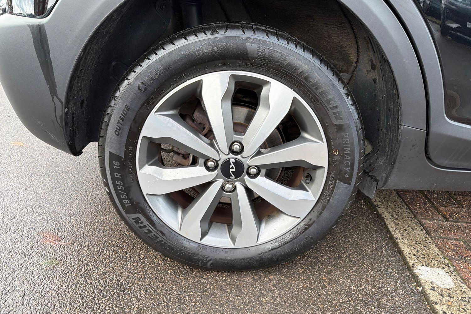 Used Kia Stonic 2022 for sale - 76512968: Photo 9