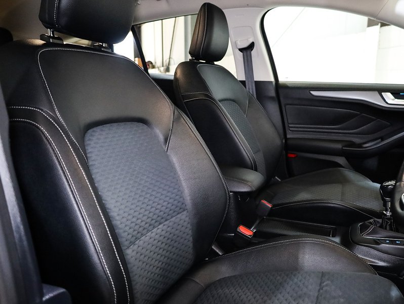 Used Ford Focus 2019 for sale - 76320184: Photo 14