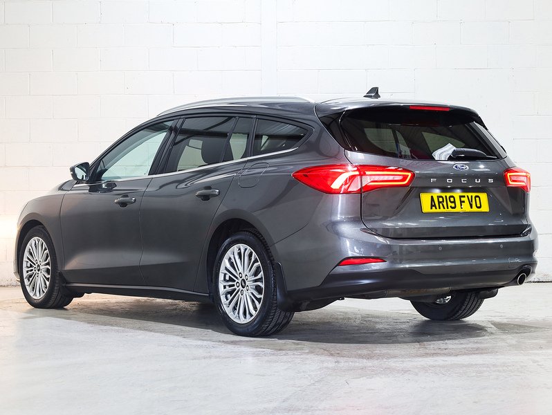 Used Ford Focus 2019 for sale - 76320184: Photo 2