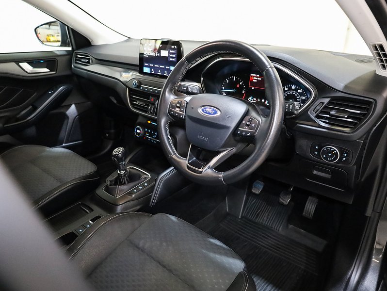 Used Ford Focus 2019 for sale - 76320184: Photo 3