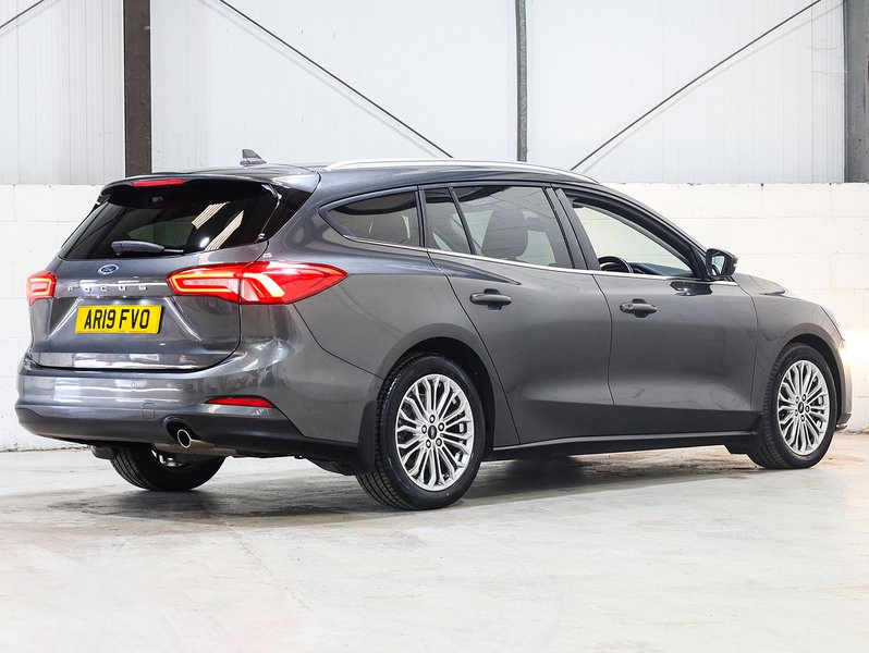 Used Ford Focus 2019 for sale - 76320184: Photo 9