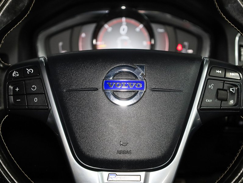 Used Volvo V60 2016 for sale - 77961593: Photo 16