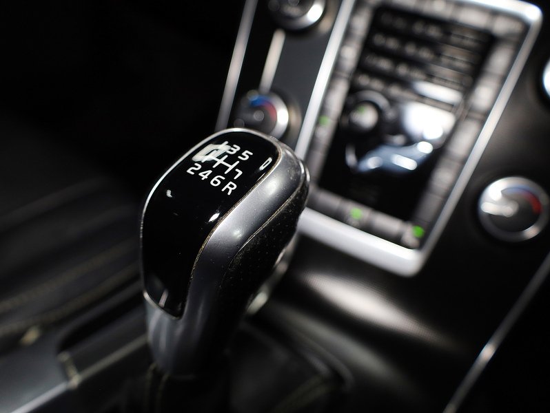 Used Volvo V60 2016 for sale - 77961593: Photo 30