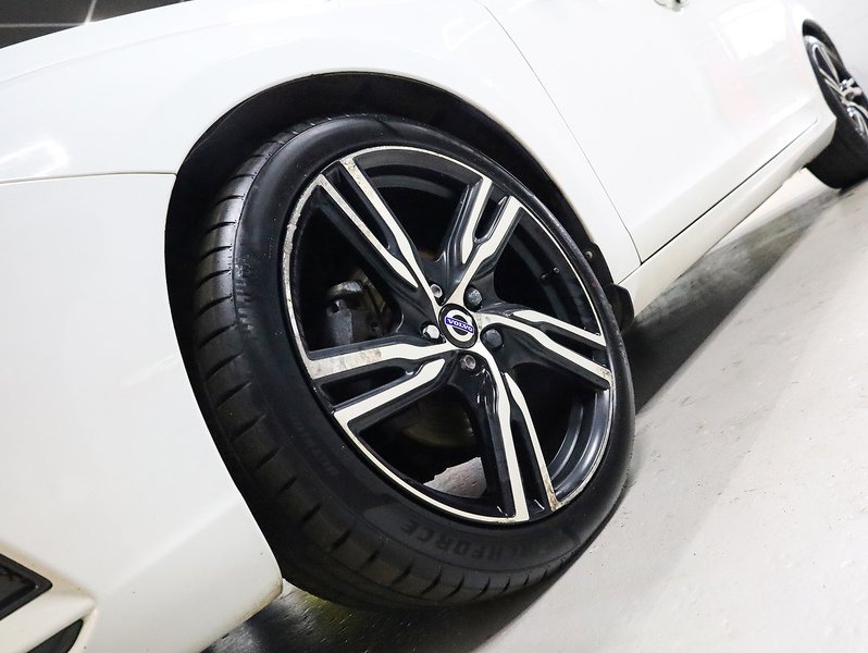 Used Volvo V60 2016 for sale - 77961593: Photo 37