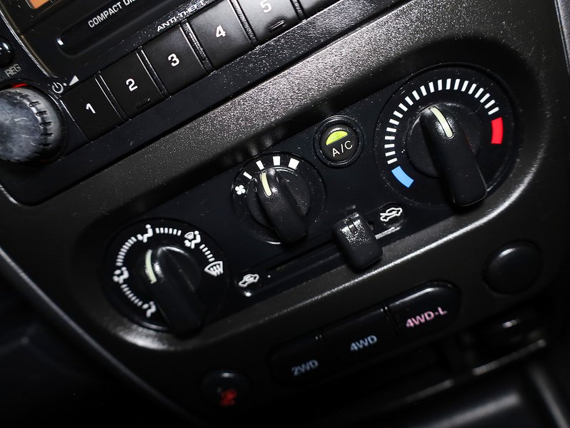 Used Suzuki Jimny 2012 for sale - 77164645: Photo 20