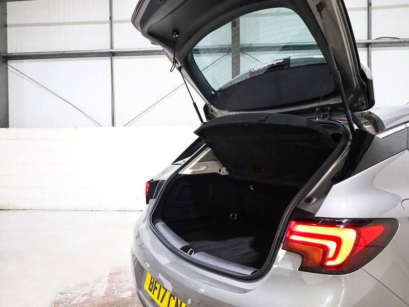 Used Vauxhall Astra 2017 for sale - 77014613: Photo 41