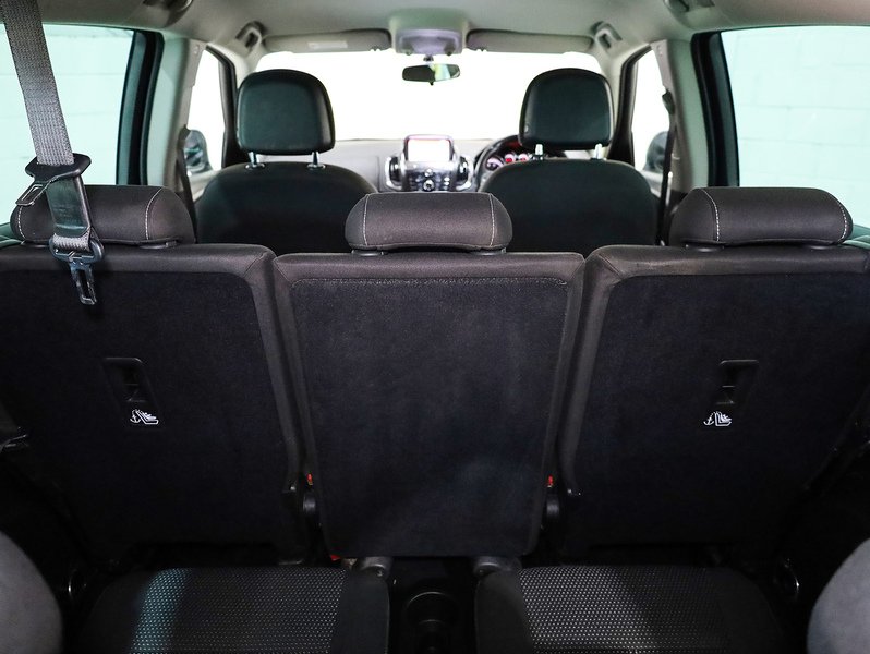 Used Vauxhall Zafira 2016 for sale - 77846413: Photo 18