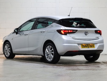 Used Vauxhall Astra 2019 for sale - 76430504: Photo