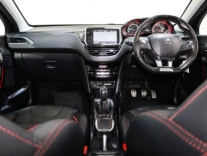 Used Peugeot 2008 2017 for sale - 76496945: Photo 12