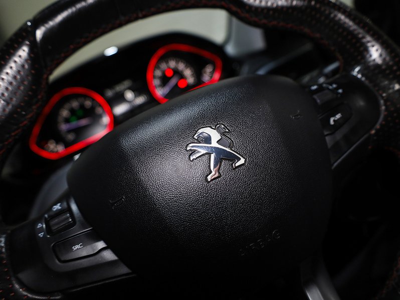 Used Peugeot 2008 2017 for sale - 76496945: Photo 21