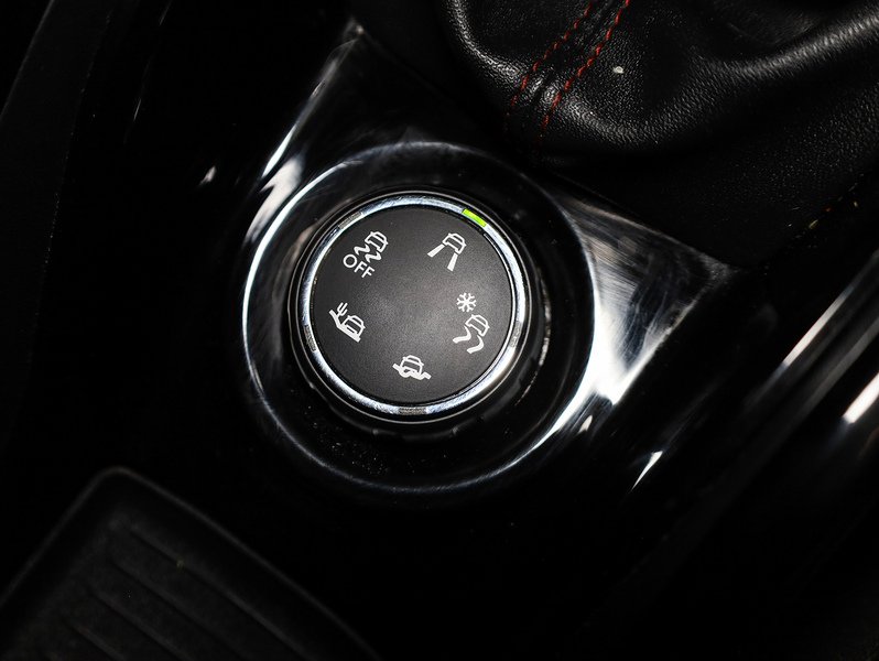 Used Peugeot 2008 2017 for sale - 76496945: Photo 31