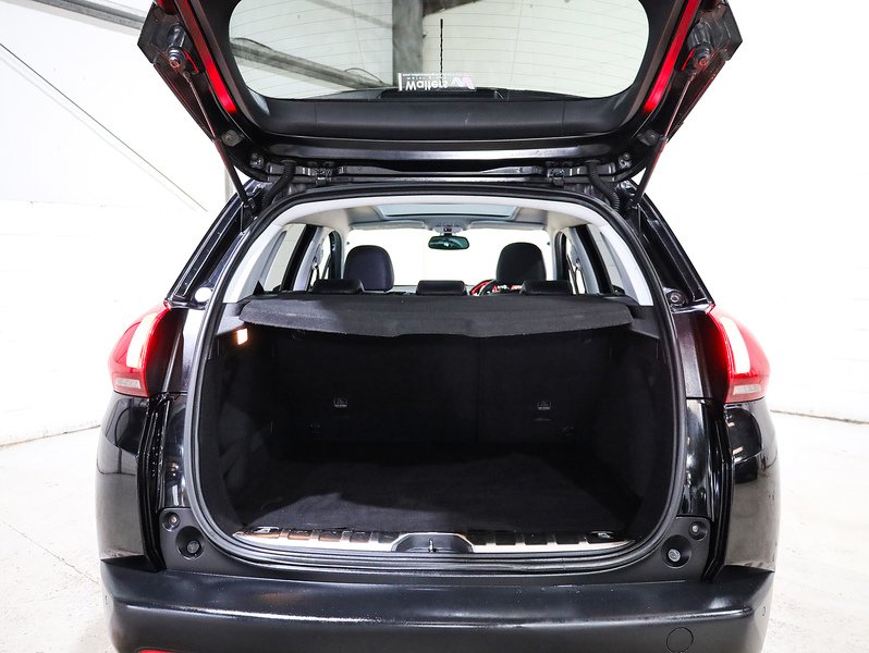 Used Peugeot 2008 2017 for sale - 76496945: Photo 38