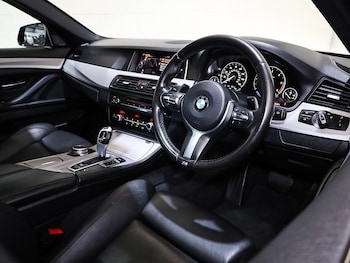 Used BMW 5 Series 2017 for sale - 75440566: Photo