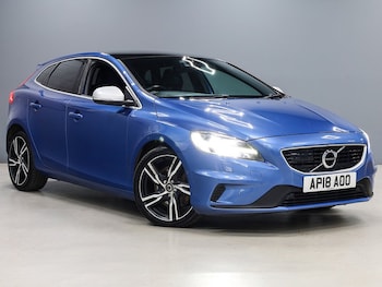Used Volvo V40 2018 for sale - 79023268: Photo