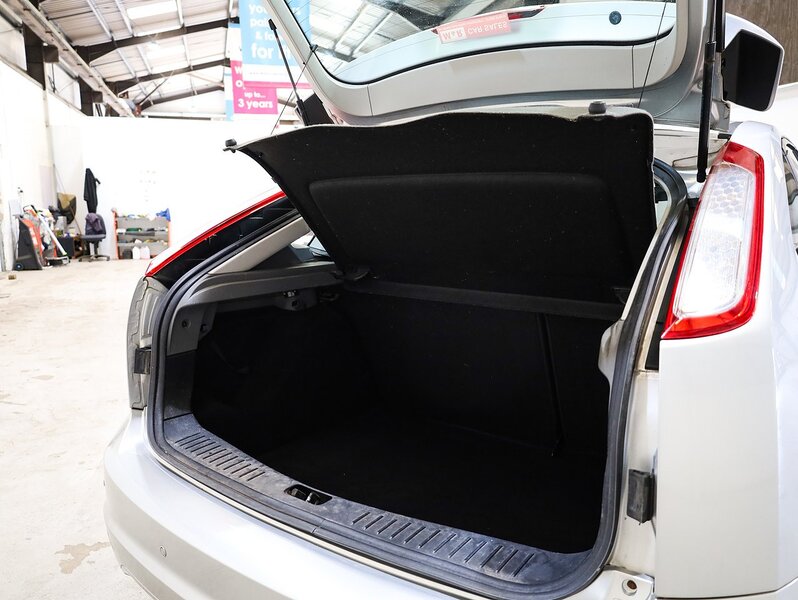 Used Ford Focus 2009 for sale - 76364423: Photo 24