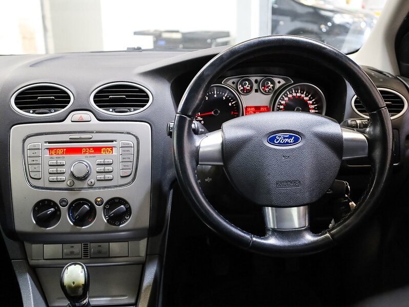 Used Ford Focus 2009 for sale - 76364423: Photo 5