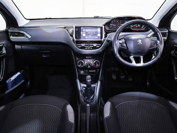 Used Peugeot 208 2016 for sale - 76173490: Photo 13