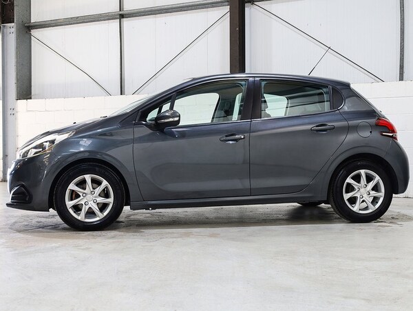 Used Peugeot 208 2016 for sale - 76173490: Photo 7