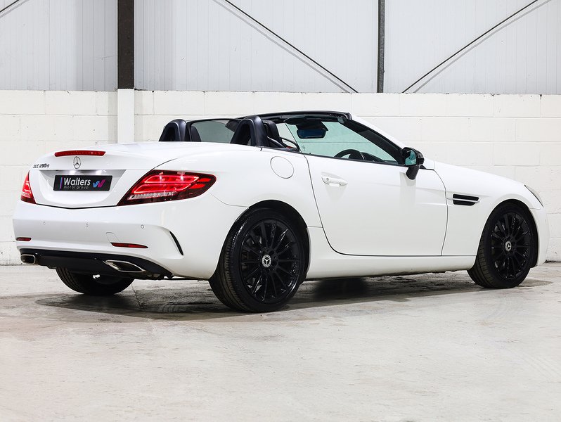 Used Mercedes-Benz SLC 2017 for sale - 77422923: Photo 10