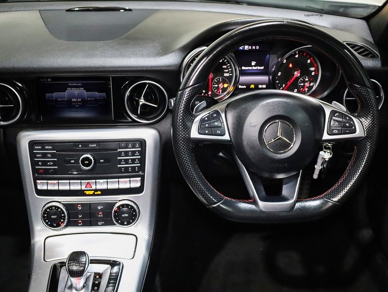 Used Mercedes-Benz SLC 2017 for sale - 77422923: Photo 13