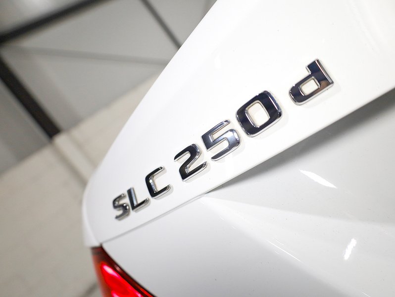Used Mercedes-Benz SLC 2017 for sale - 77422923: Photo 40