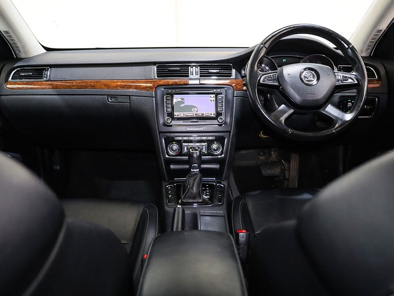 Used Skoda Superb 2014 for sale - 76444280: Photo 13