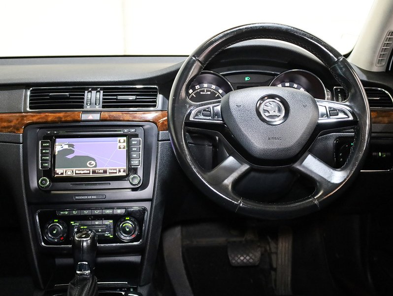 Used Skoda Superb 2014 for sale - 76444280: Photo 15