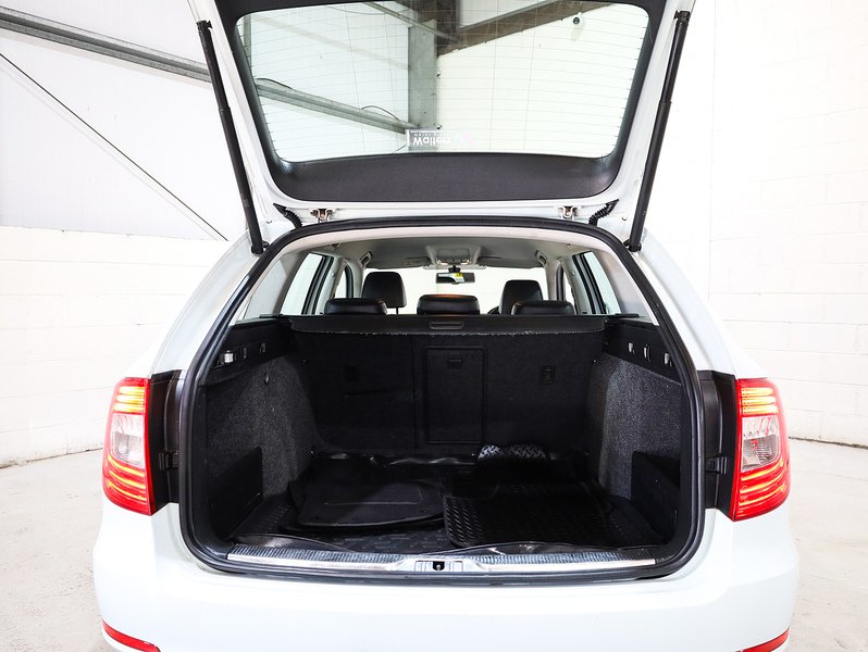 Used Skoda Superb 2014 for sale - 76444280: Photo 34