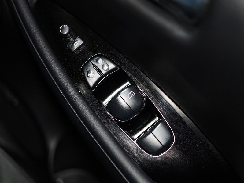 Used Nissan Leaf 2018 for sale - 76553608: Photo 41