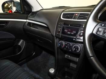 Used Suzuki Swift 2015 for sale - 74360155: Photo